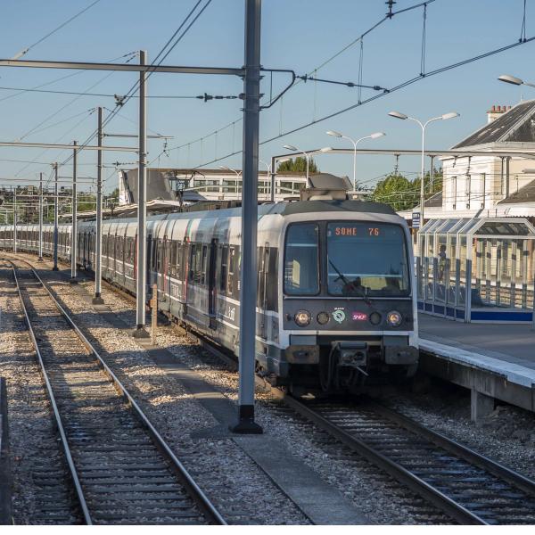 RER B RATP train Paris 