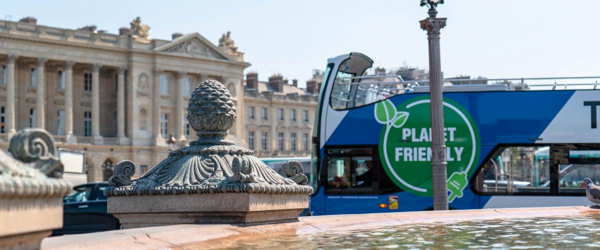 Paris France Bus Mobilité Open Tour sightseeing